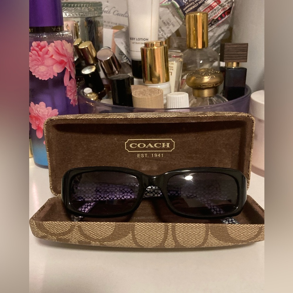 Coach sunglasses NWOT with hardcase